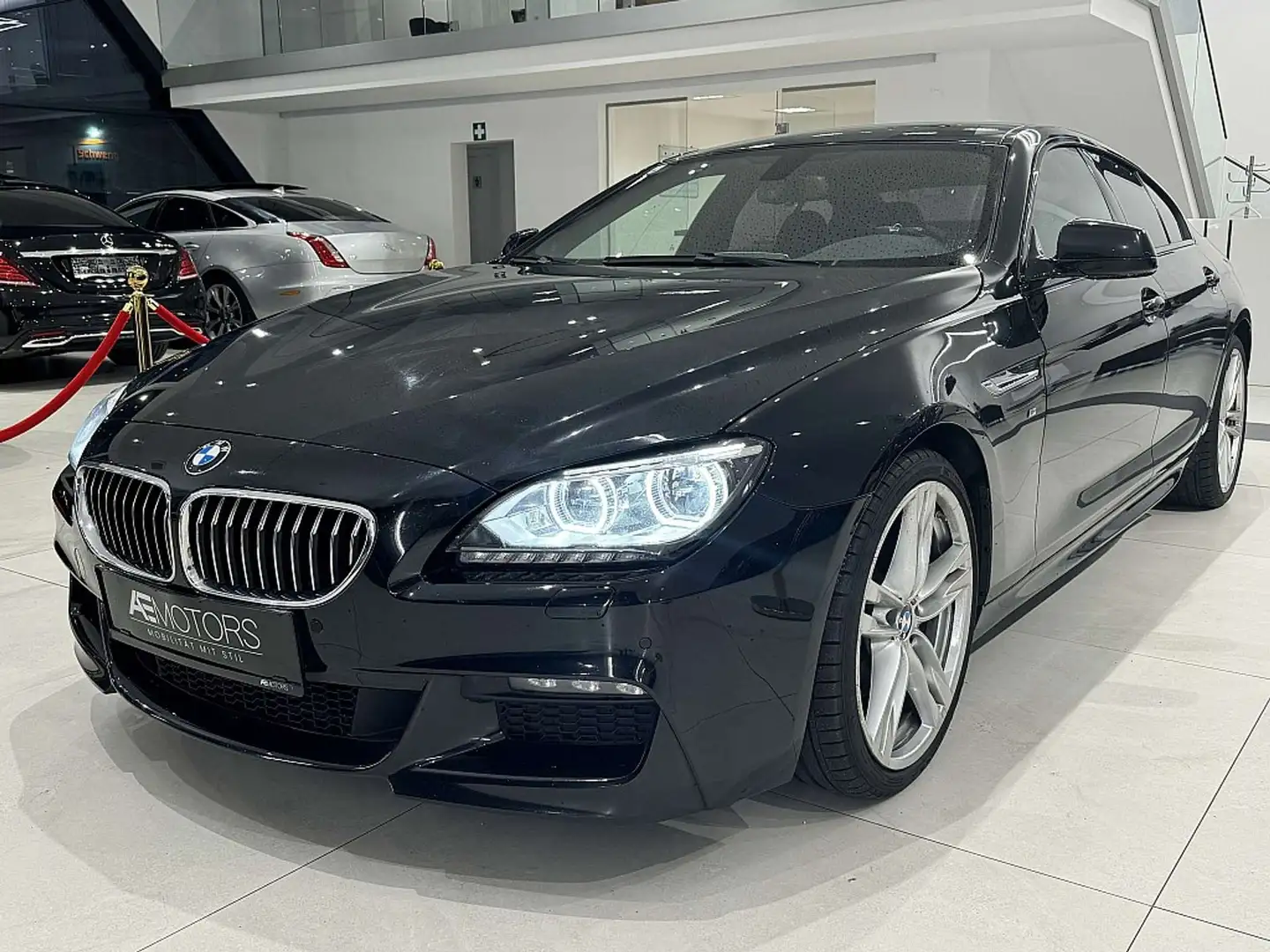 BMW 640 d Gran Coupé Aut. *M-PAKET*KREDIT*GARANTIE Schwarz - 2