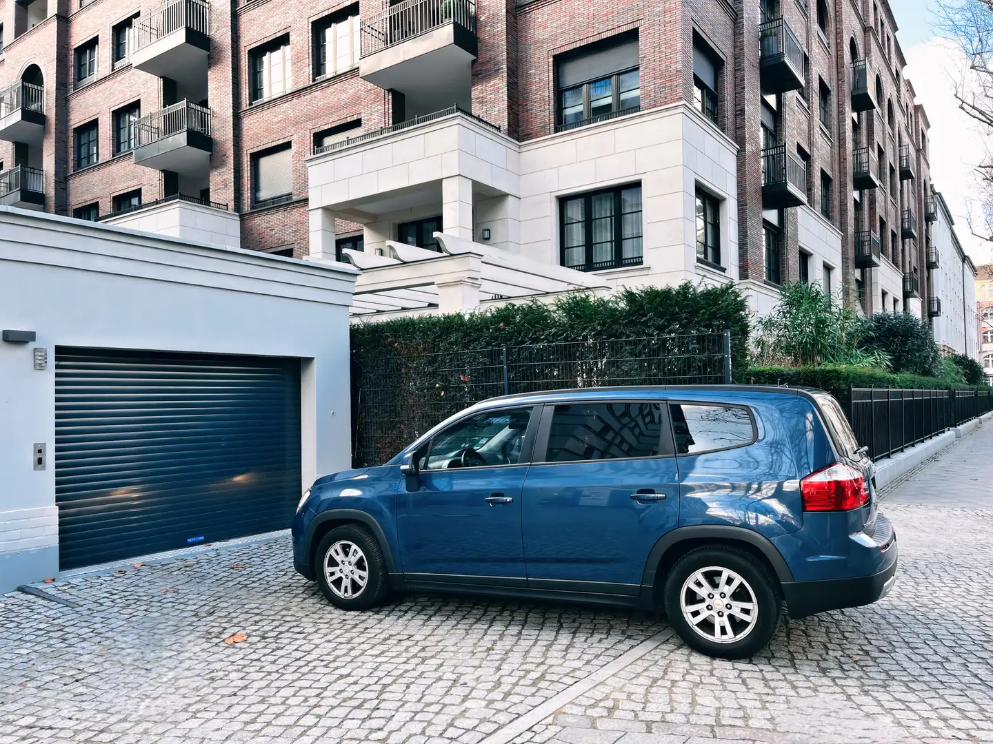 Chevrolet Orlando 1.8 LT | Garagen-Fzg | HU Neu 2025 Albastru - 2
