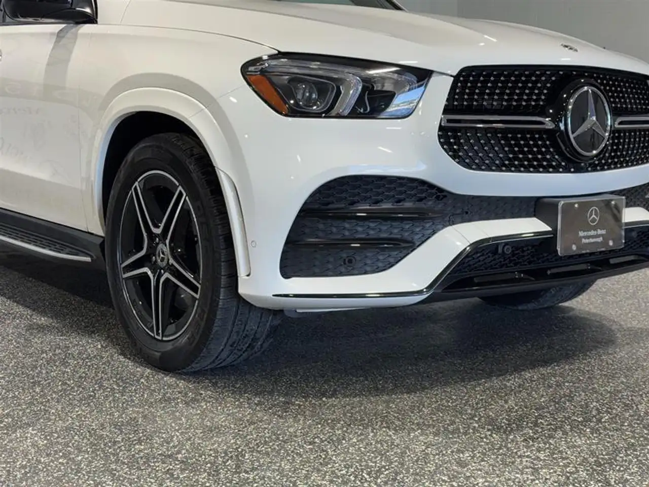 Mercedes-Benz GLE снимка Mercedes-Benz GLE