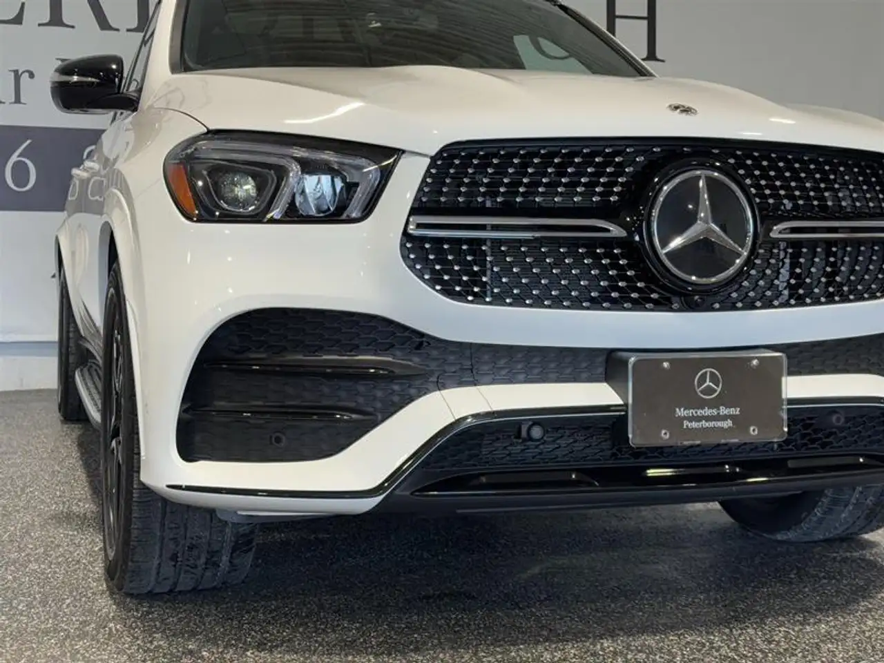 Mercedes-Benz GLE снимка Mercedes-Benz GLE