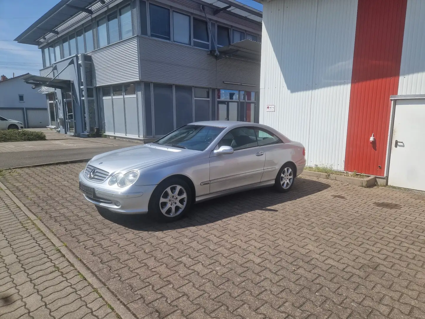 Mercedes-Benz CLK - 1