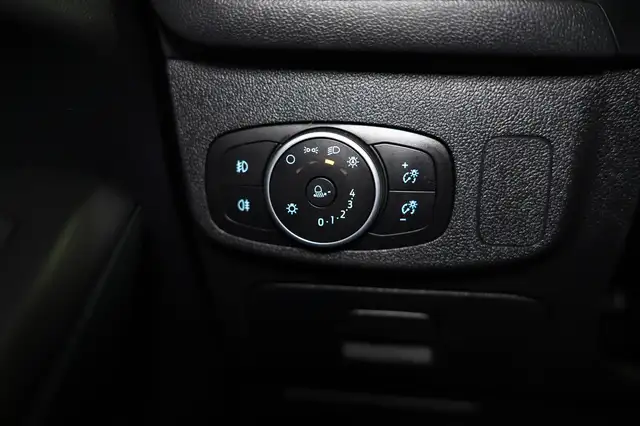Ford Focus view 14