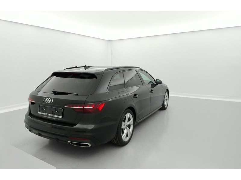 Audi A4 Business Edition S line 35 TFSI 110kW (150ch) S tronic — photo 32