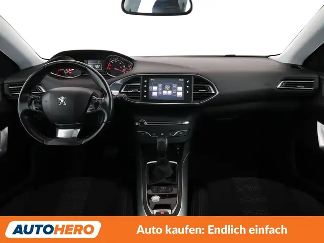 Peugeot 308 view 12