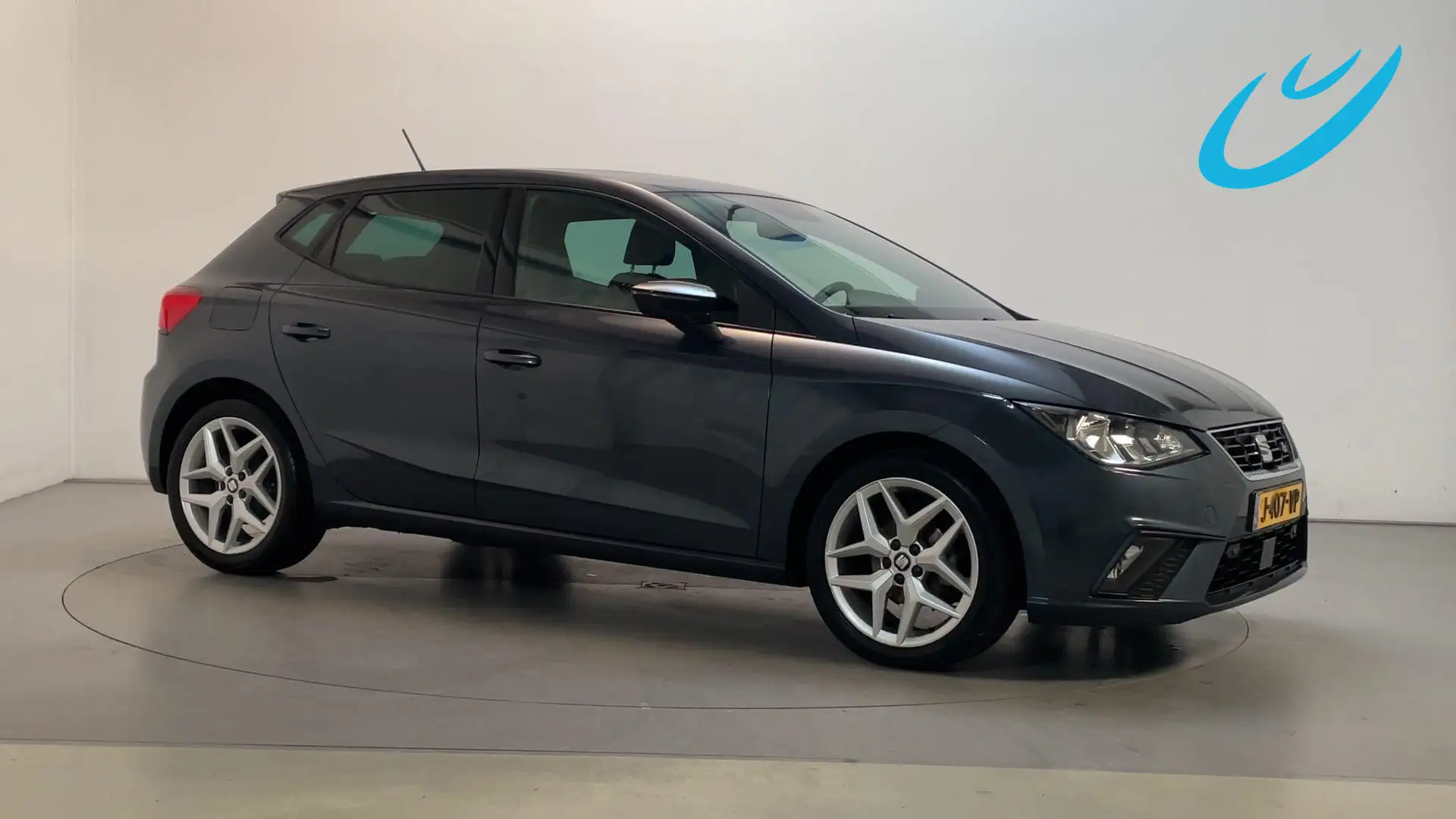 SEAT Ibiza 1.0 TSI FR Business Intense Camera Navigatie Clima Grigio - 1