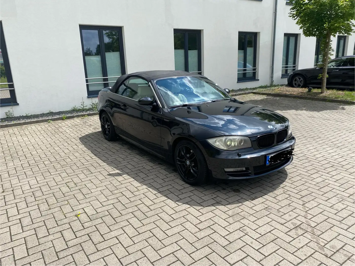 BMW 120 120i Cabrio.  Vollausstattung! TÜV NEU! Schwarz - 1