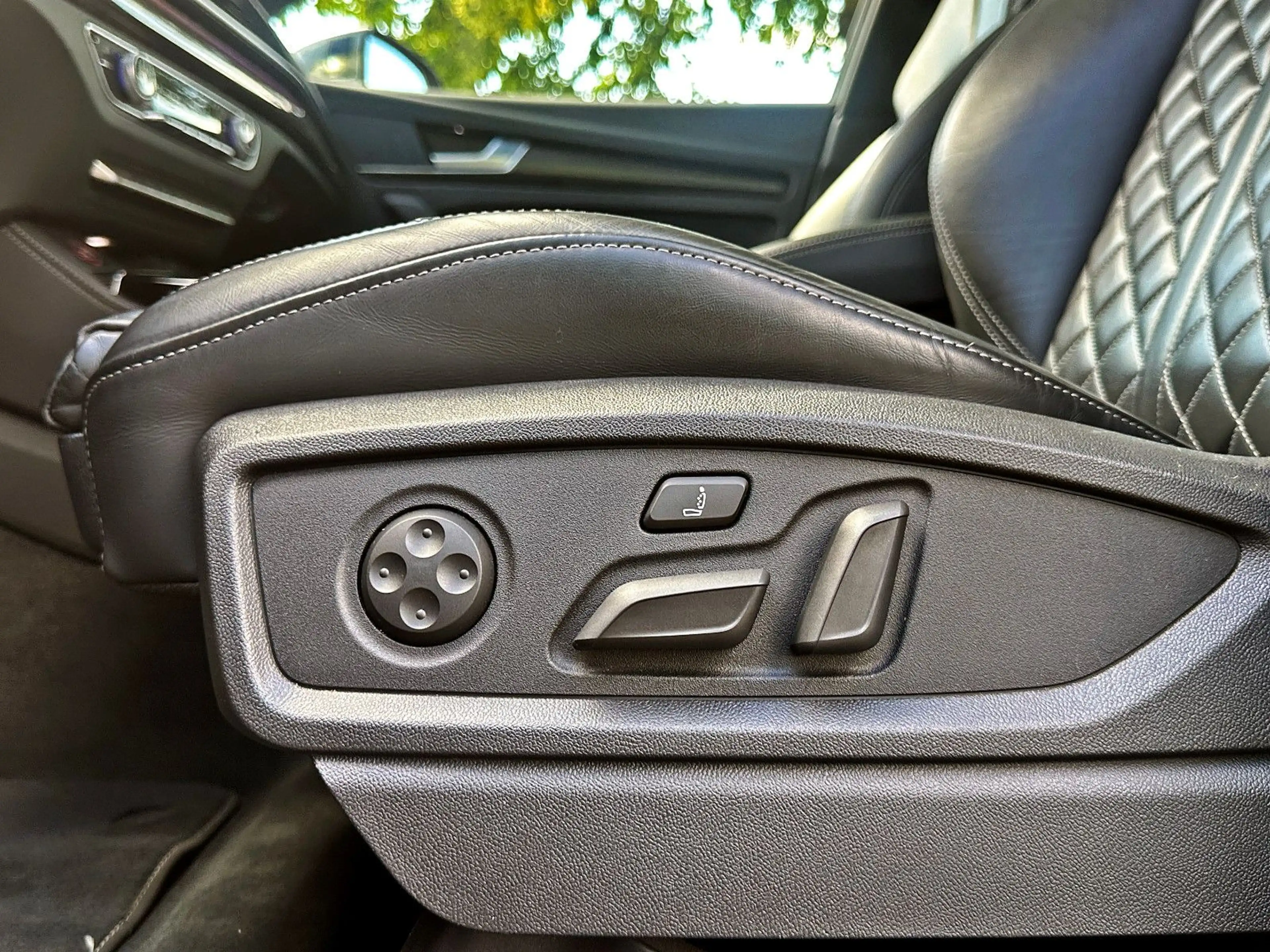 Audi SQ5 TDI qu B&O HuD 360° PANO STANDHZ AHK MATRIX — photo 13