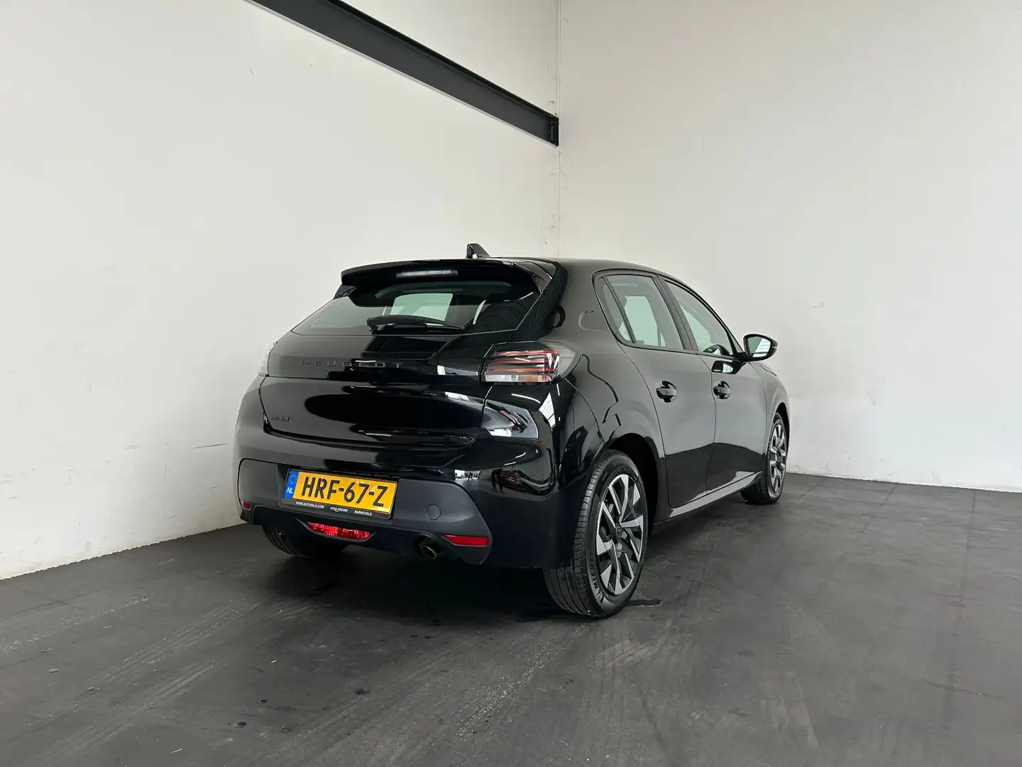 Peugeot 208 1.2 PureTech 100 Active Fabrieksgarantie Black - 2