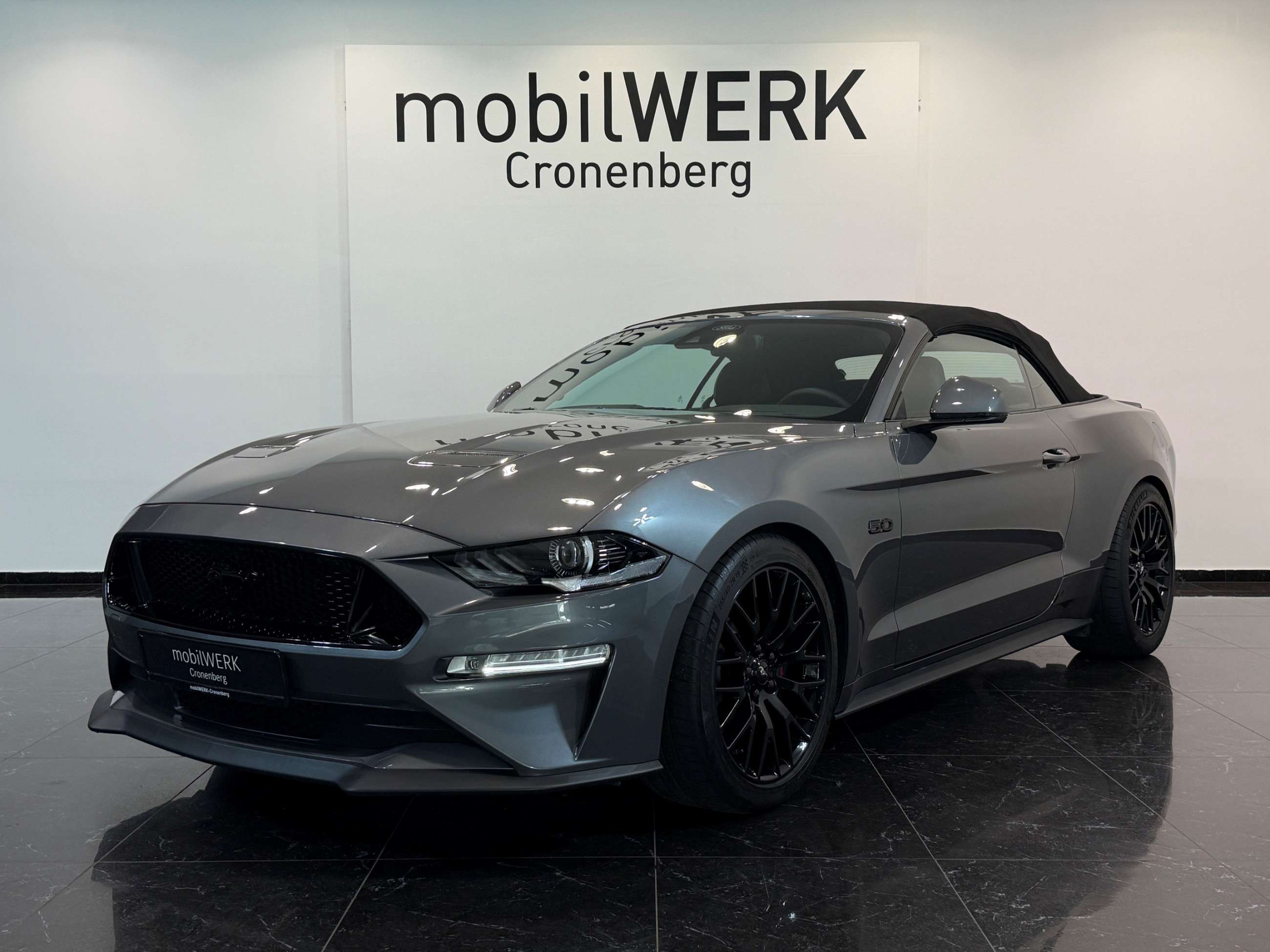 2021 Ford MUSTANG