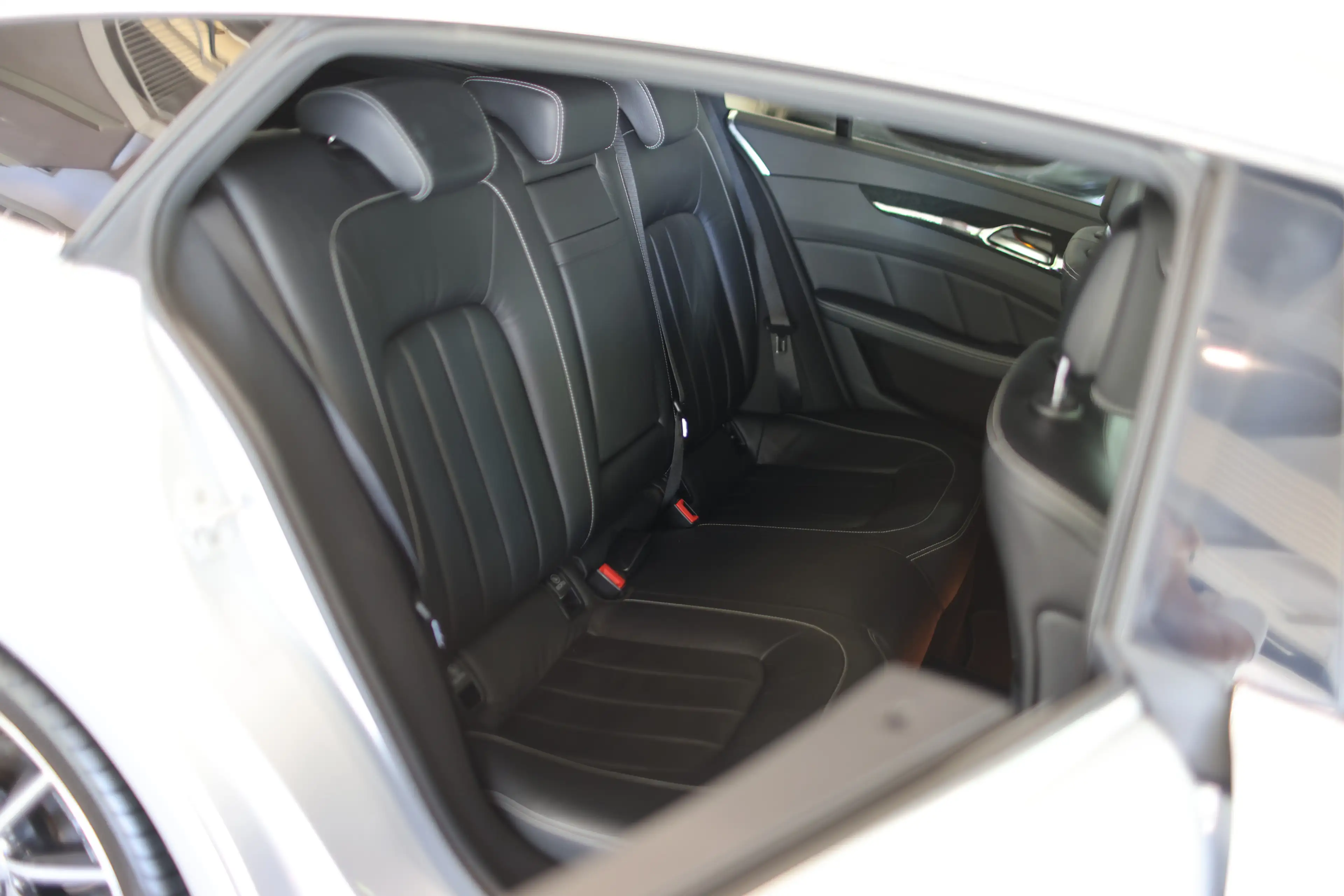 Mercedes-Benz CLS 350 d 4M AMG-LINE MULTIBEAM — photo 13