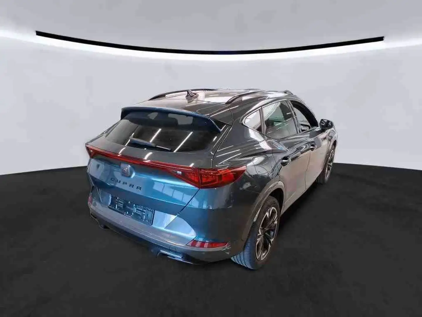 CUPRA Formentor 4Drive DSG LED Kamera PDC Alu Grau - 2