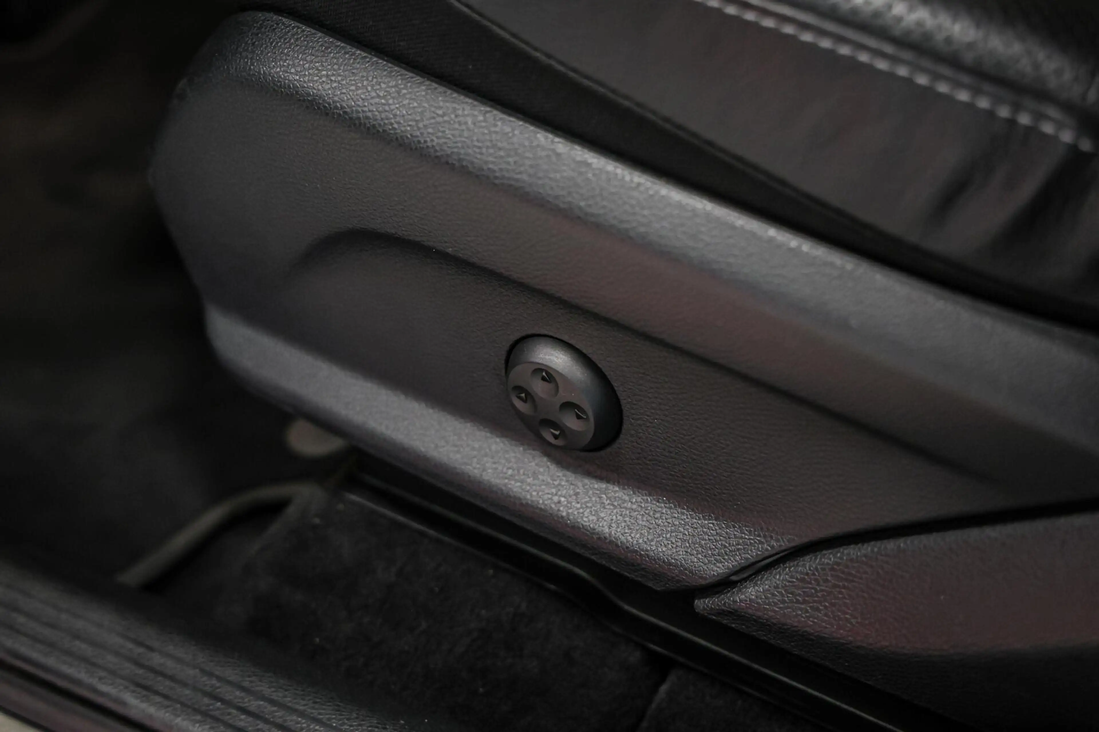 Mercedes-Benz GLC 350 350e 4MATIC AMG Premium Plus|Pano|verkoeling|Trekh — photo 11