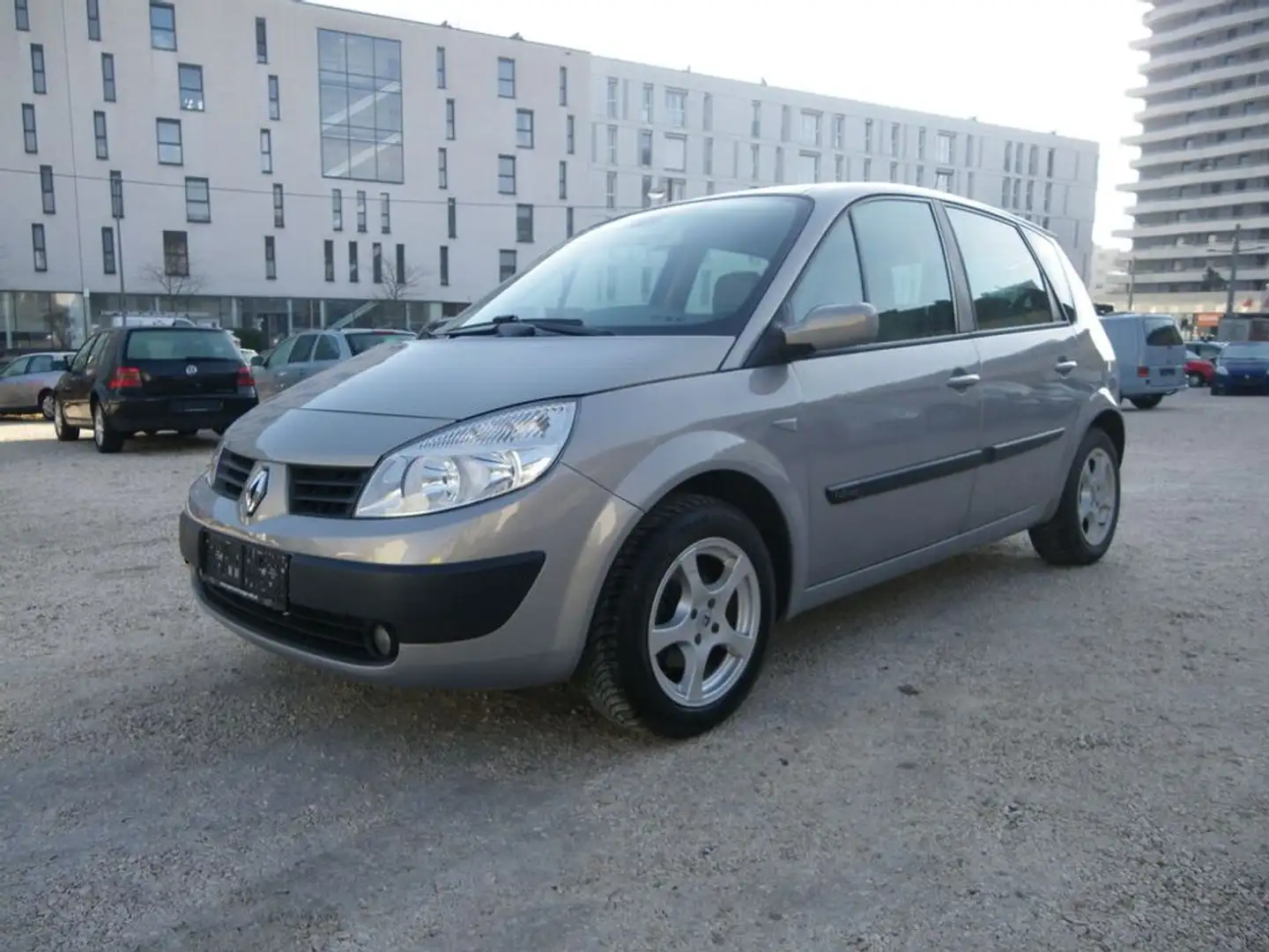 Renault Scenic Scénic Expression Komfort 1,6 Benzin Beige - 1