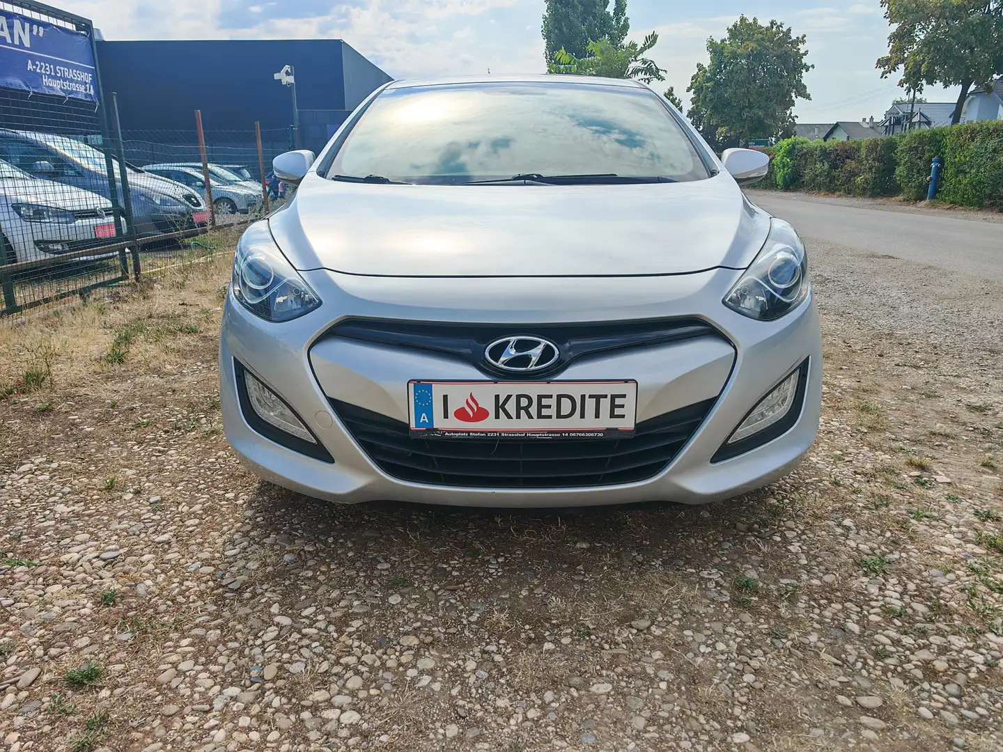 Hyundai i30 i30 1,4 CVVT UpGrade UpGrade Grau - 1
