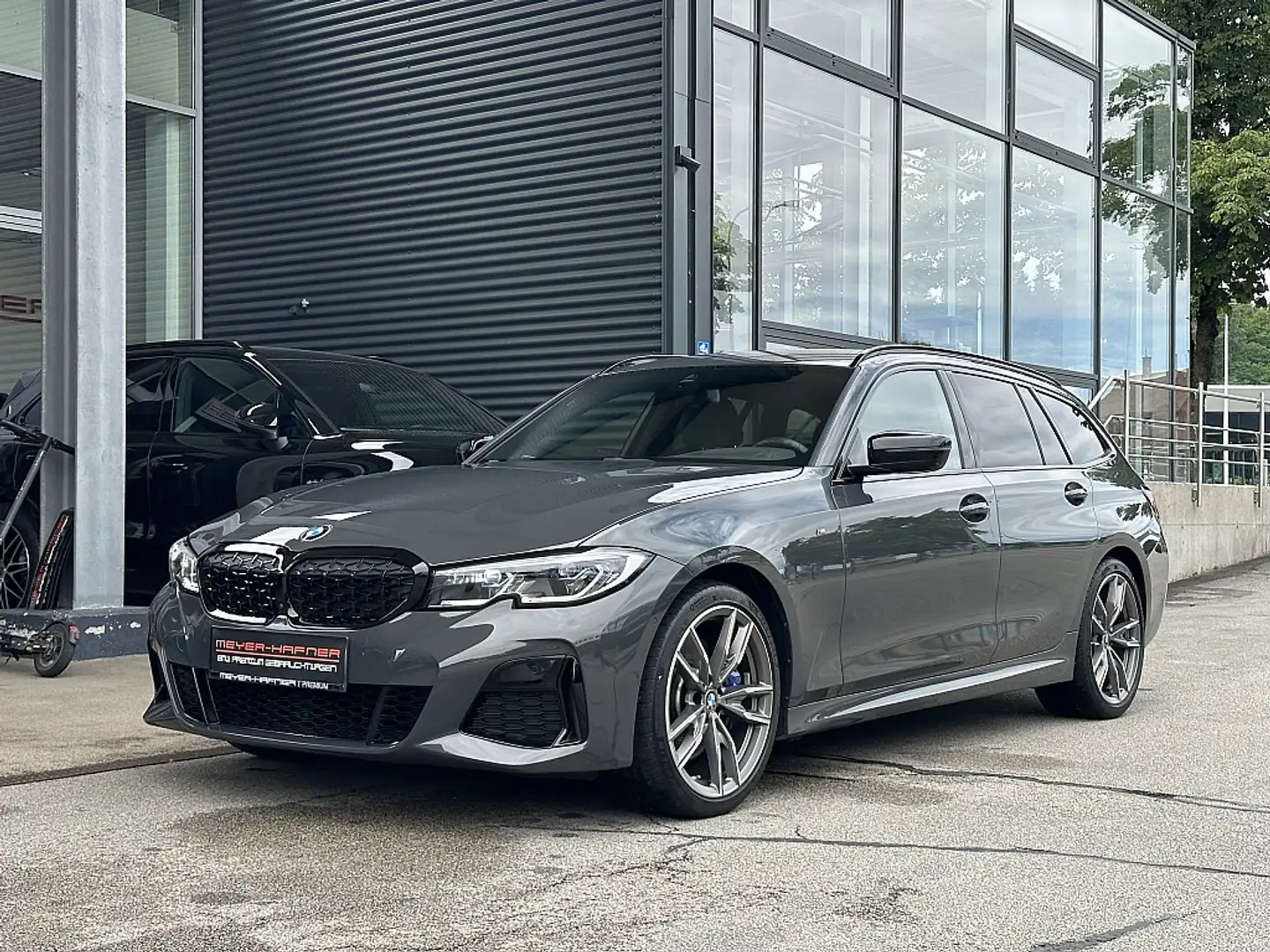 BMW 340 M340i xDrive Touring Aut. Gris - 2