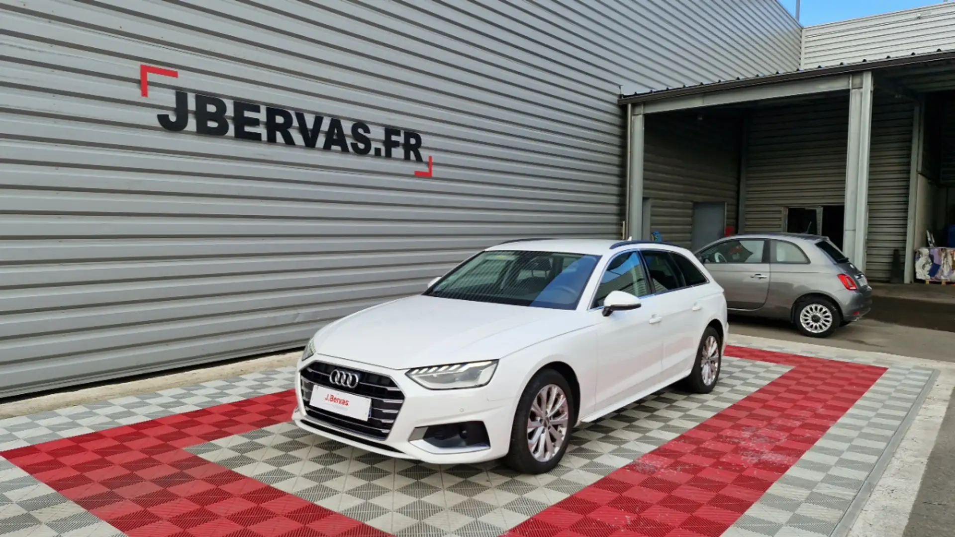 Audi A4 40 TFSI ultra 190 Stronic Business line Blanc - 1