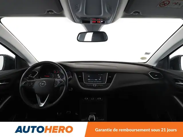 Opel Grandland X view 12