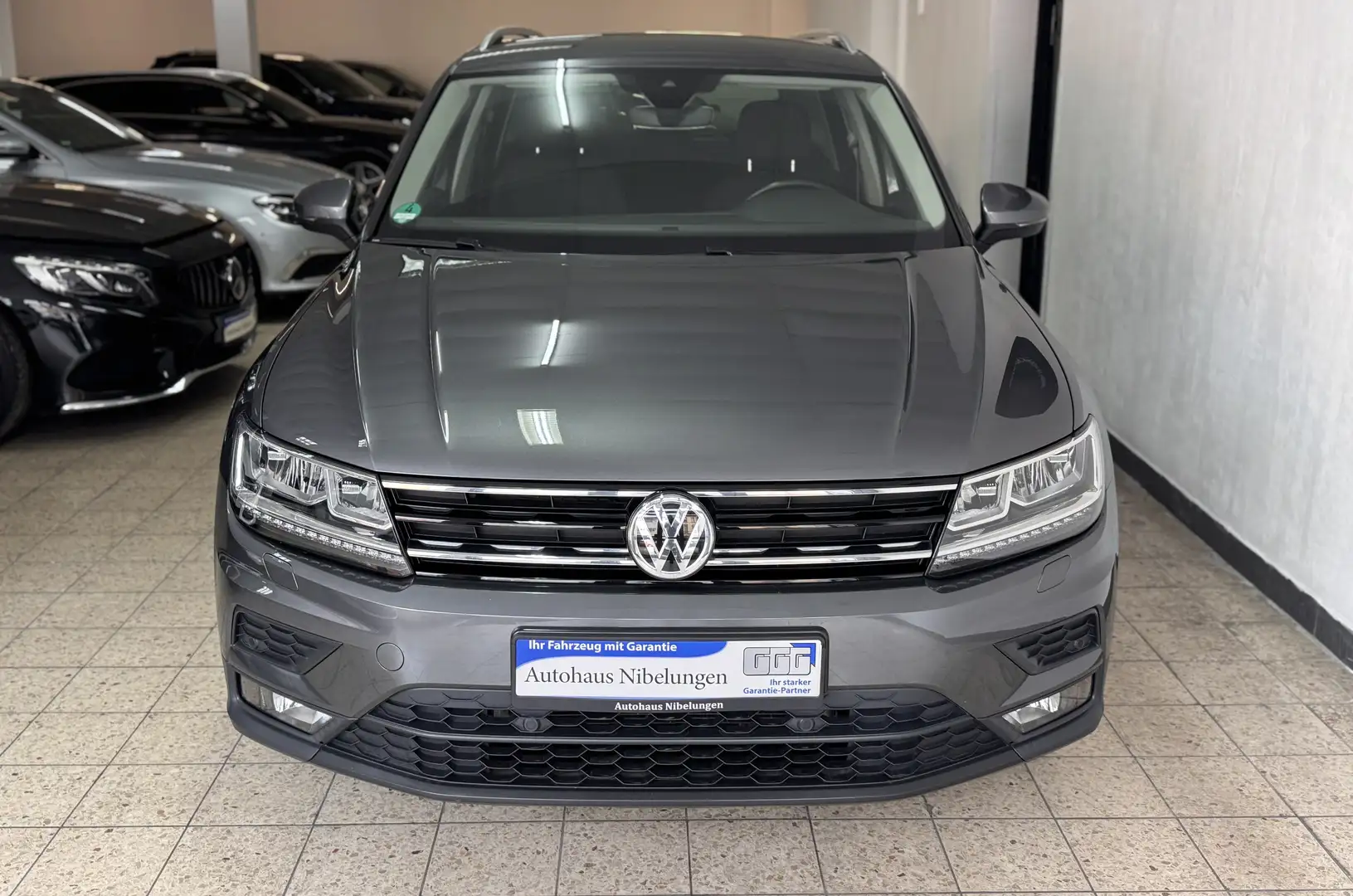 Volkswagen Tiguan Sound Start-Stopp*ACC*LED*Navi*SHZ*LaneAssistent Grau - 2