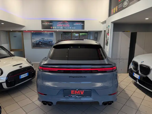 Porsche Cayenne view 15