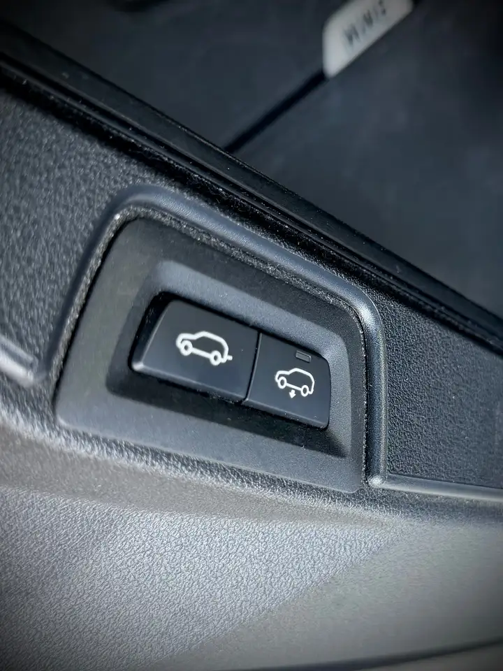 BMW X5 PHEV 3.0AS xDrive50e (360 kW), миниатюра 28