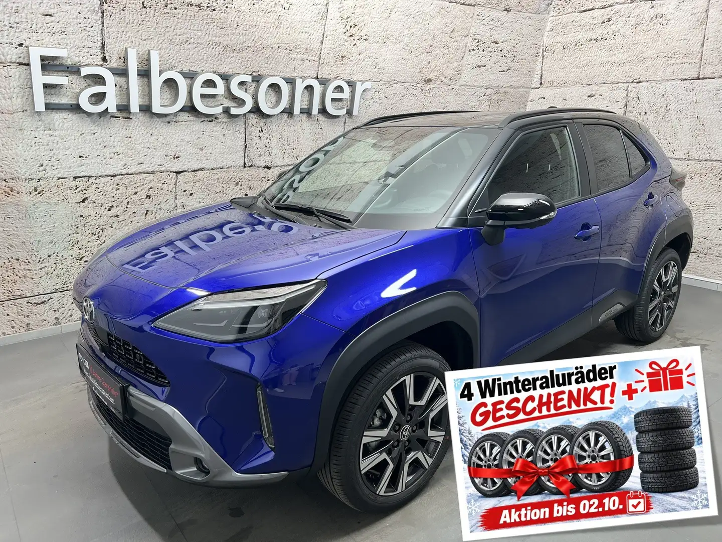 Toyota Yaris Cross 1,5 Hybrid AWD-i Style + Safety Paket Blau - 1
