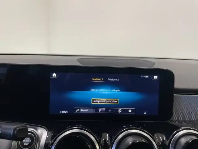 Mercedes-Benz GLB view 10