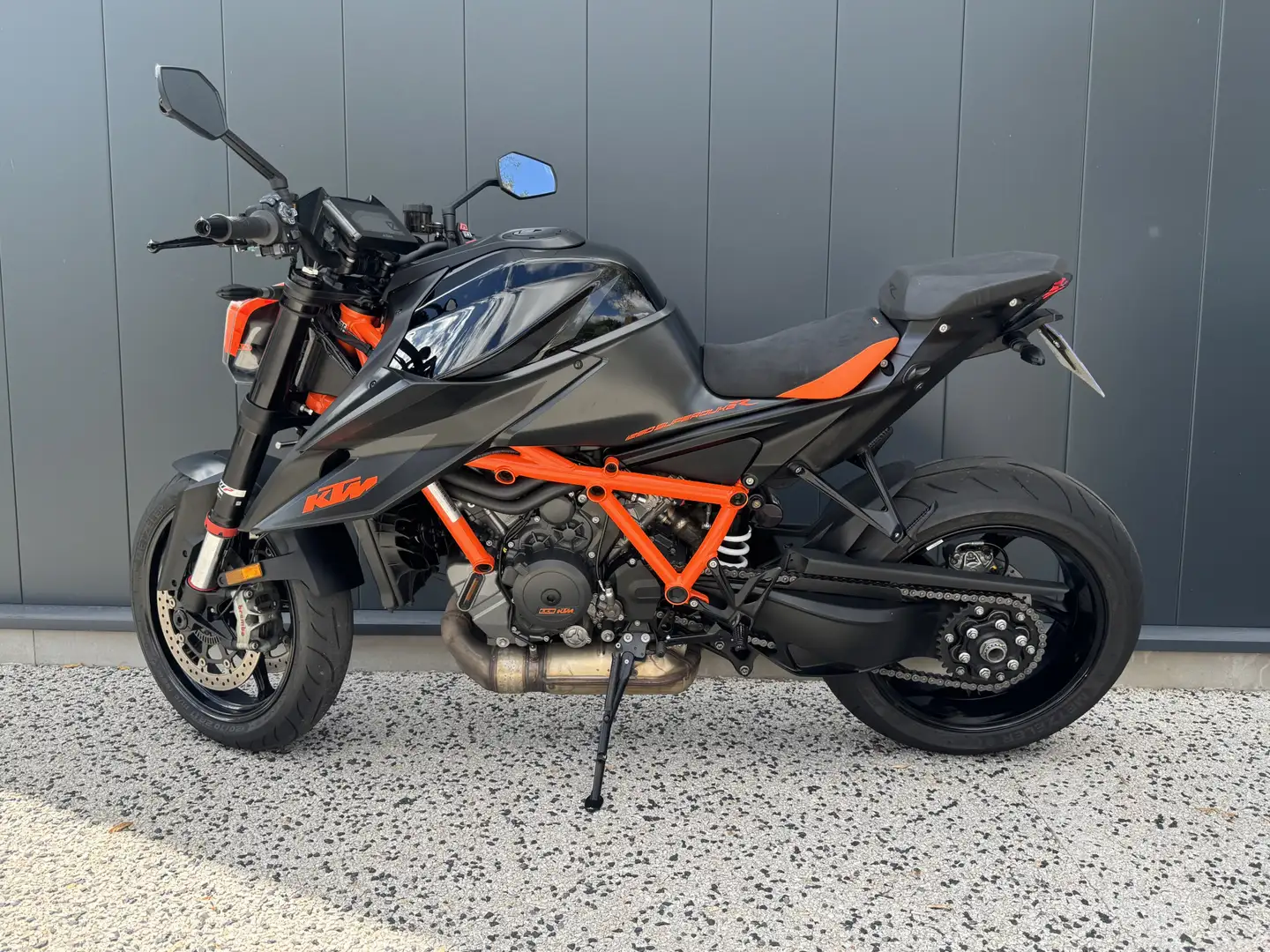KTM 1290 Super Duke R - 2