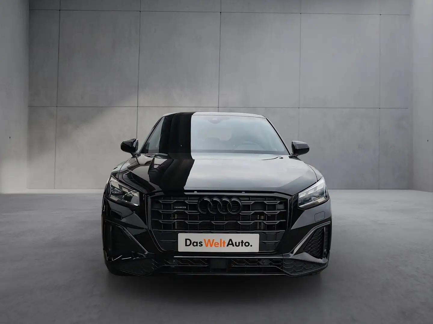 Audi Q2 35 TDI quattro S line Schwarz - 2