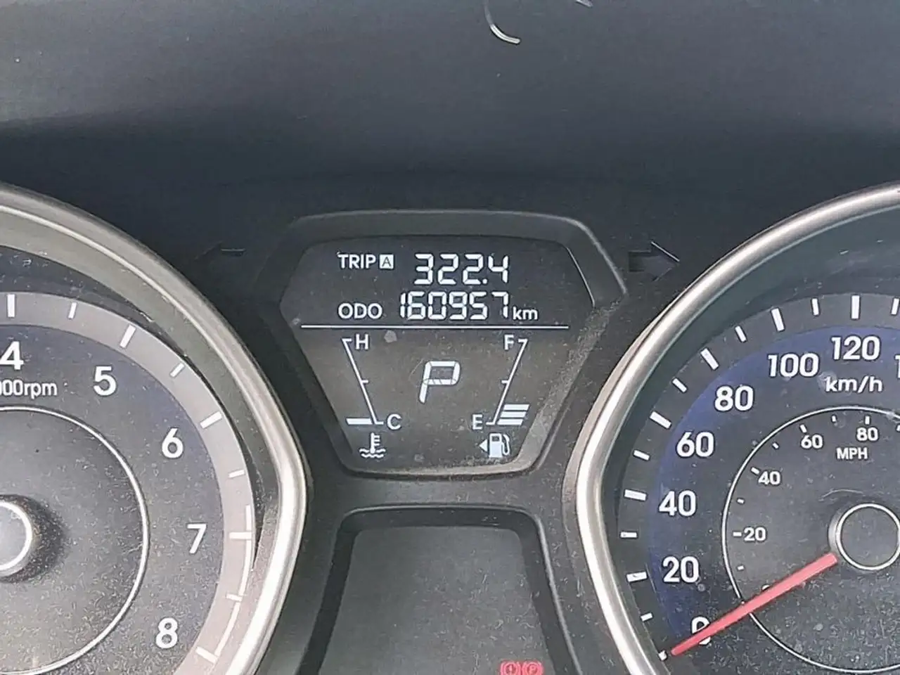 Hyundai ELANTRA снимка Hyundai ELANTRA