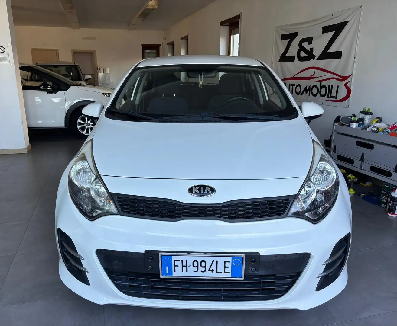 Kia Rio Rio 5p 1.1 crdi autocarro N1 4 Posti Weiß - 2