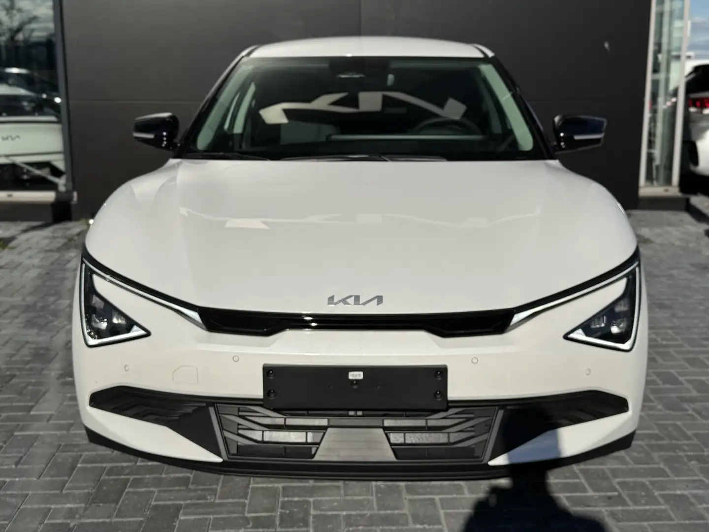 Kia EV6 Light Edition 63.0kWh | Trekhaak | Stoel/Stuurwiel Wit - 2