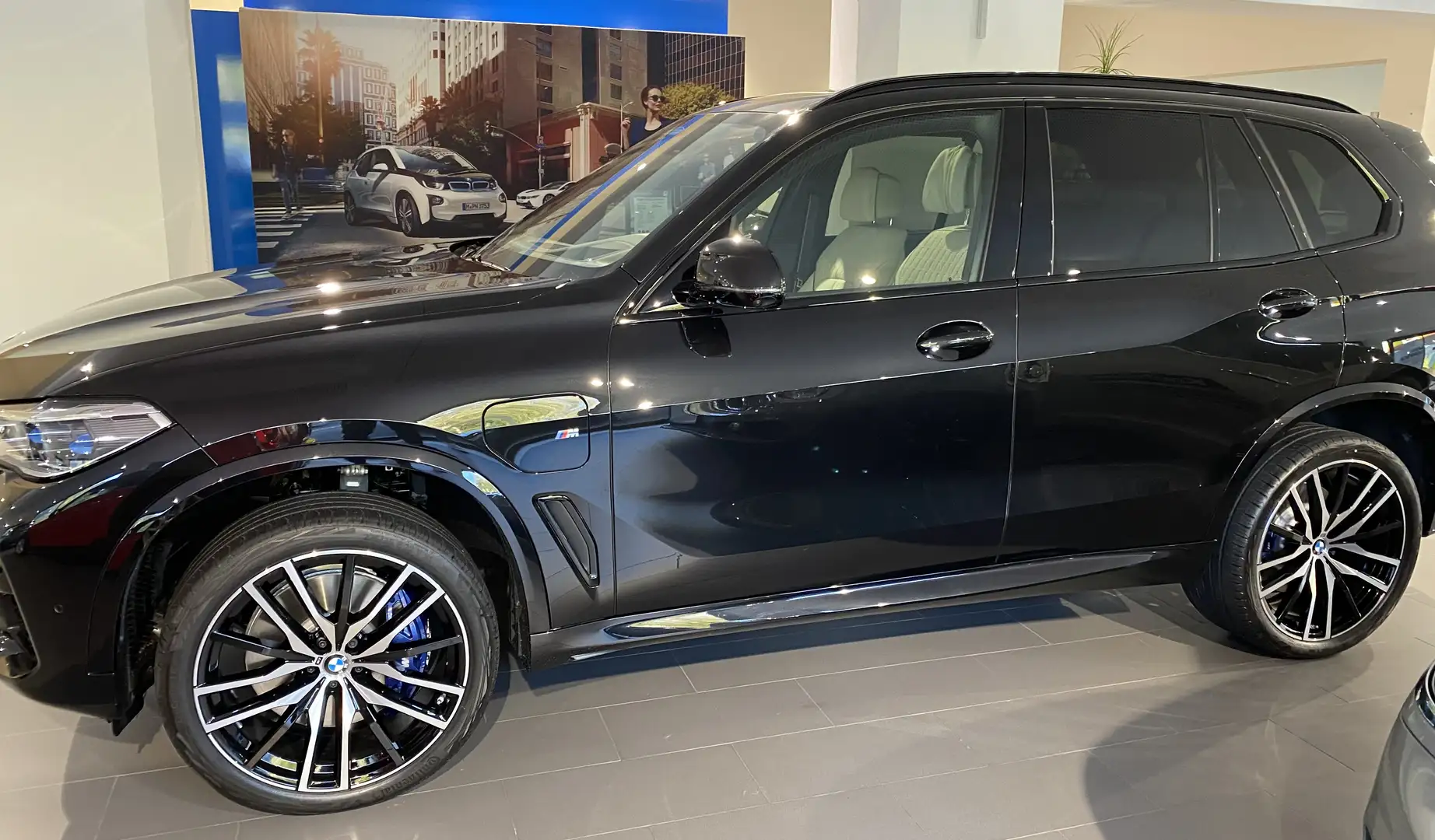 BMW X5 xDrive45e G05 XB1 Schwarz - 2