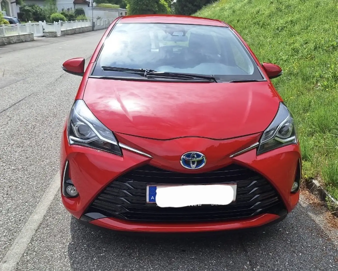 Toyota Yaris 1,5 VVT-i Hybrid Active - 1