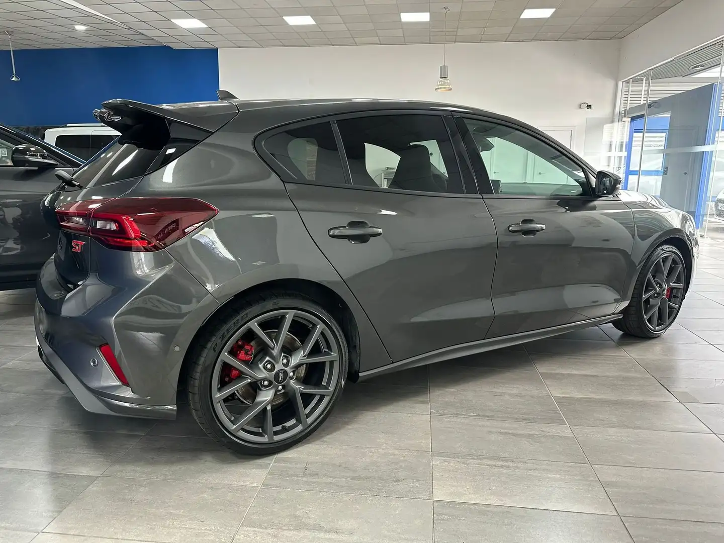 Ford Focus 2.3 Ecoboost ST - 2