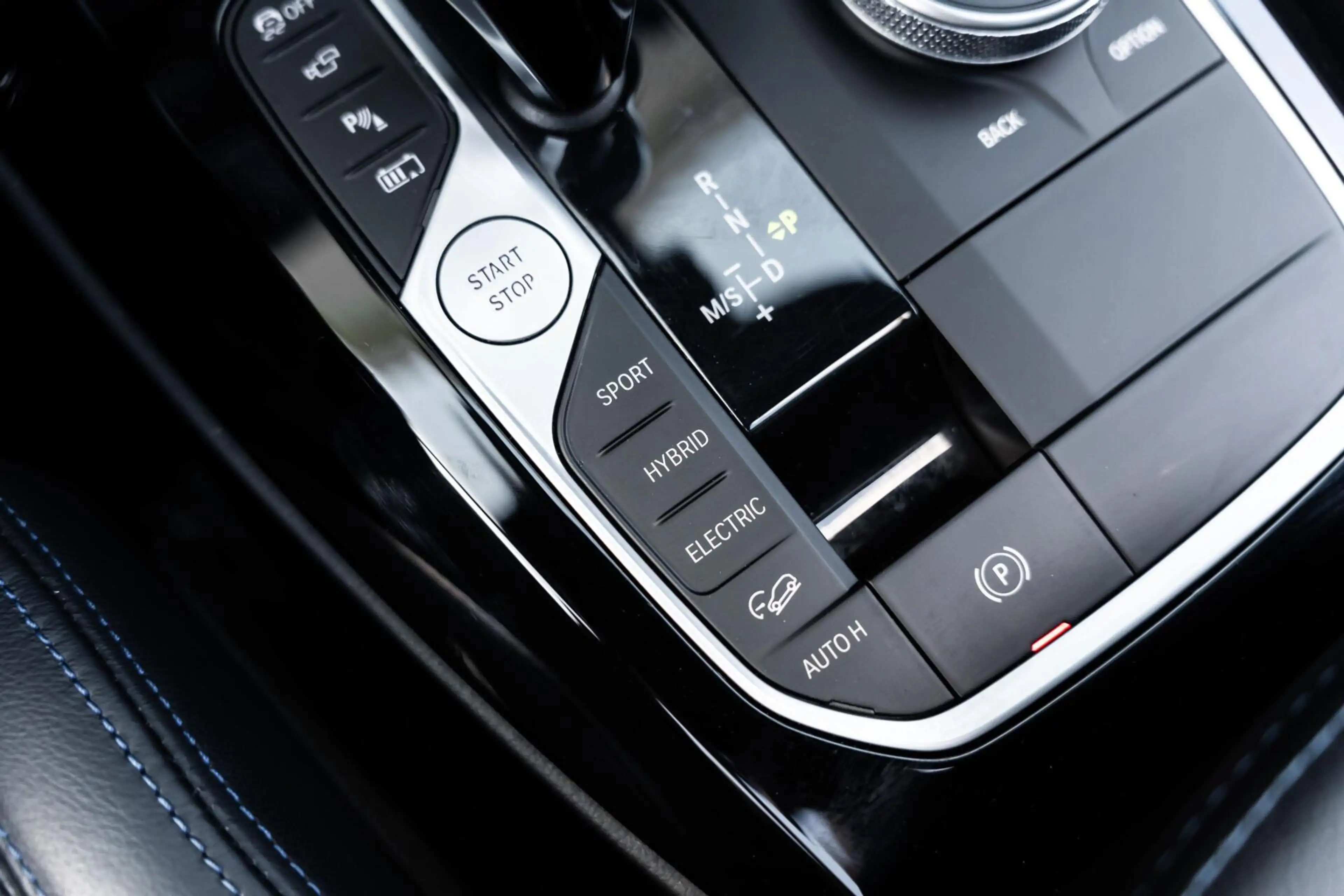 BMW X3 XDrive30e M-sport M Zetels Pano Carbon Laser Trekh — photo 50