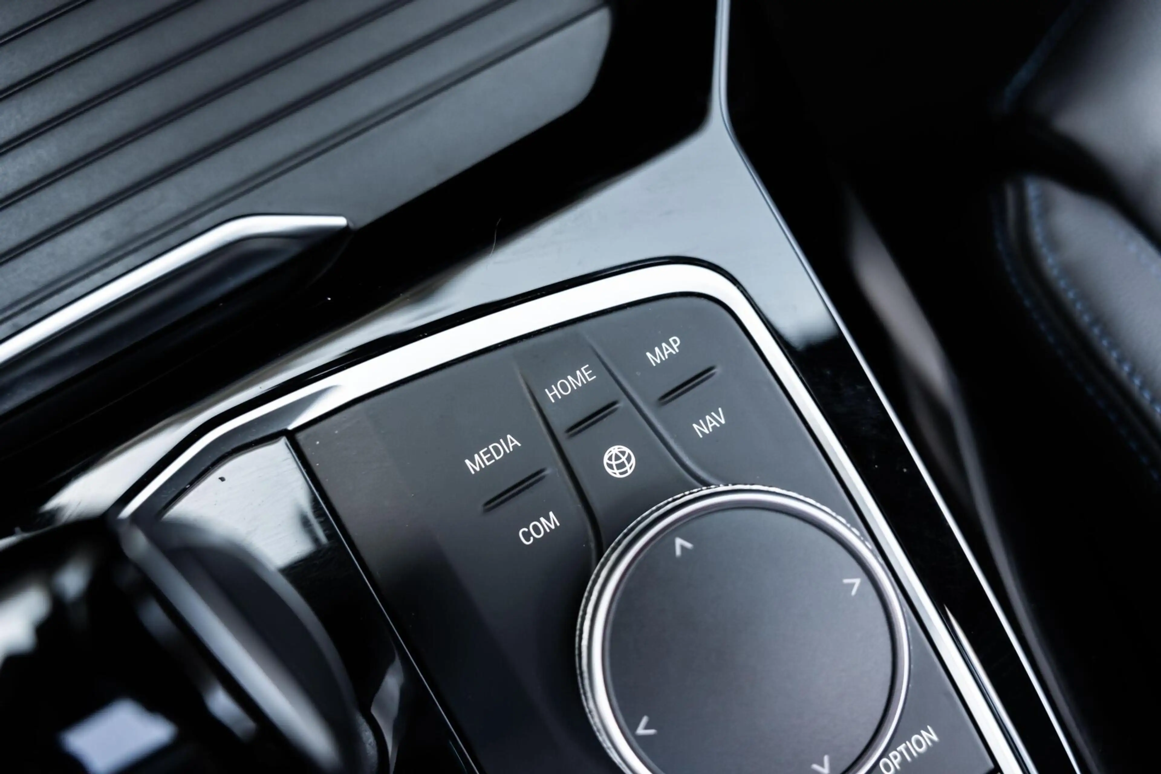 BMW X3 XDrive30e M-sport M Zetels Pano Carbon Laser Trekh — photo 48