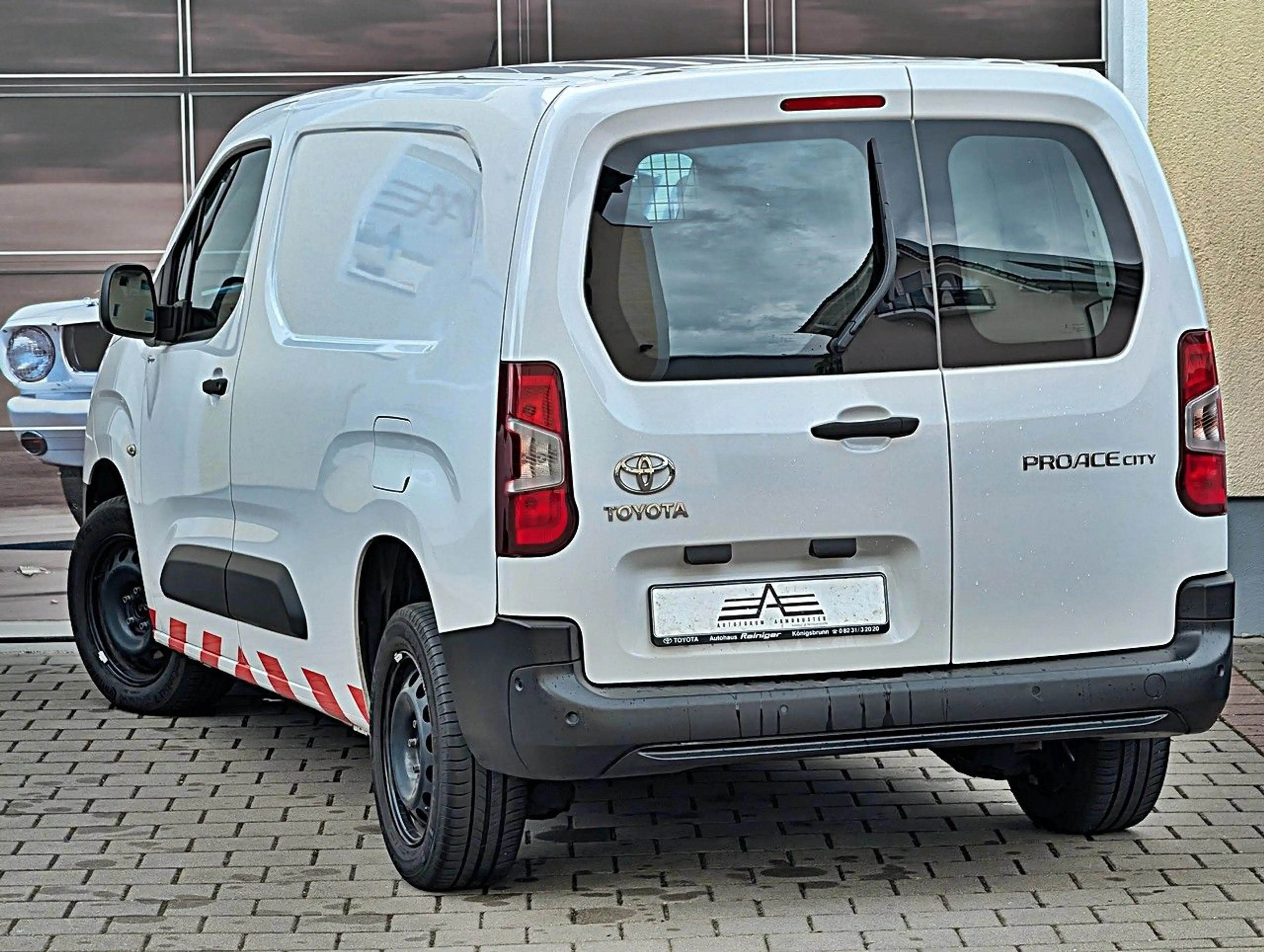 Toyota Proace City L2 Meister *NAVI/PDC/Relax-GARANTIE* — photo 5
