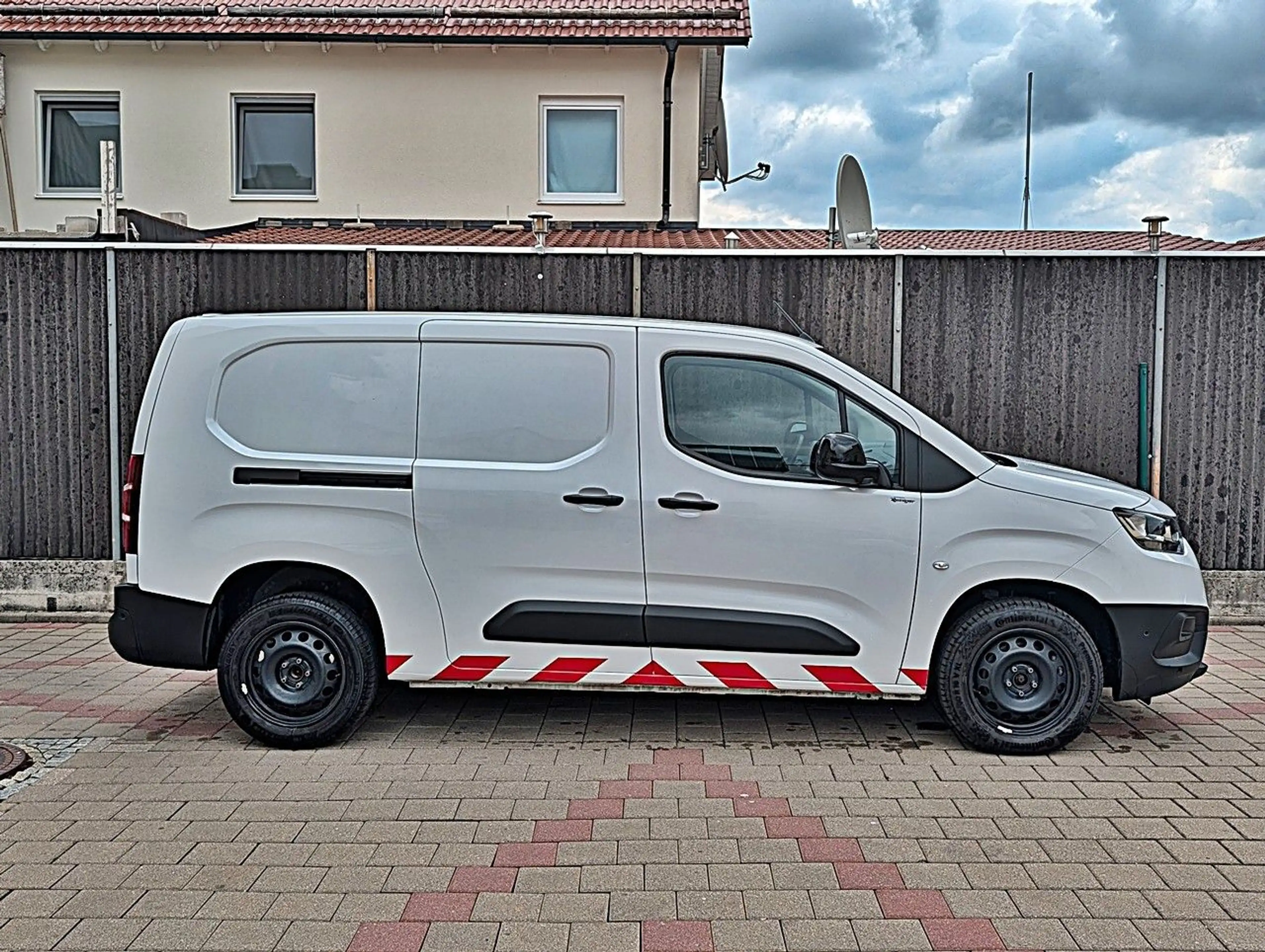 Toyota Proace City L2 Meister *NAVI/PDC/Relax-GARANTIE* — photo 6