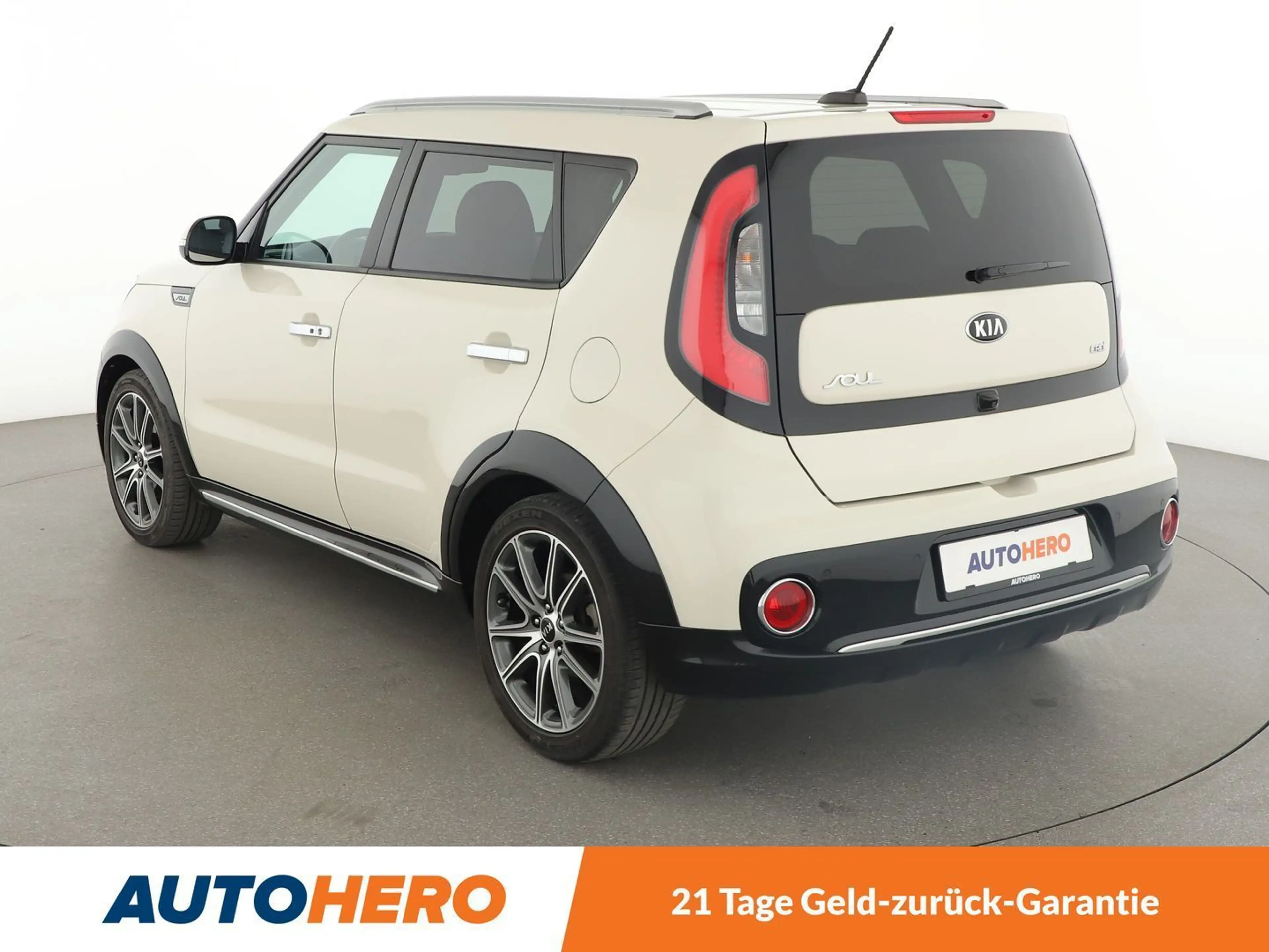 Kia Soul 1.6 CRDi Spirit *NAVI*CAM*SHZ*ALU*TEMPO*KLIMA* — photo 4