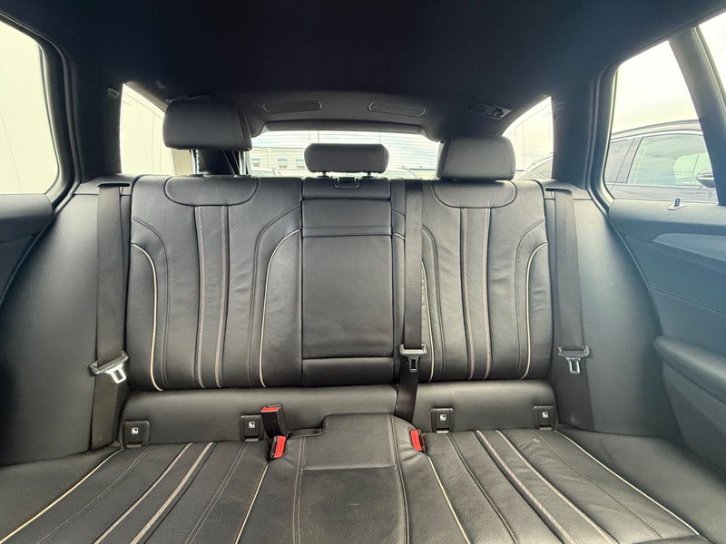 BMW 550 5 Touring d xDrive — photo 15