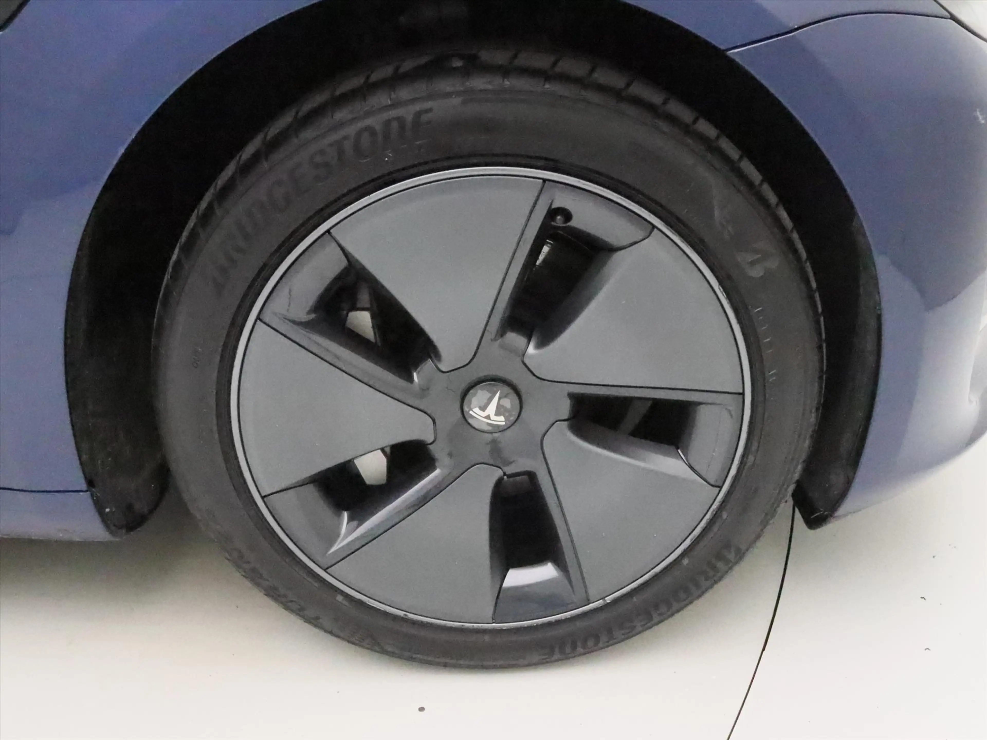Tesla Model 3 Standard RWD Plus FACELIFT 90,4% SoH [ TREKHAAK+LF — photo 10