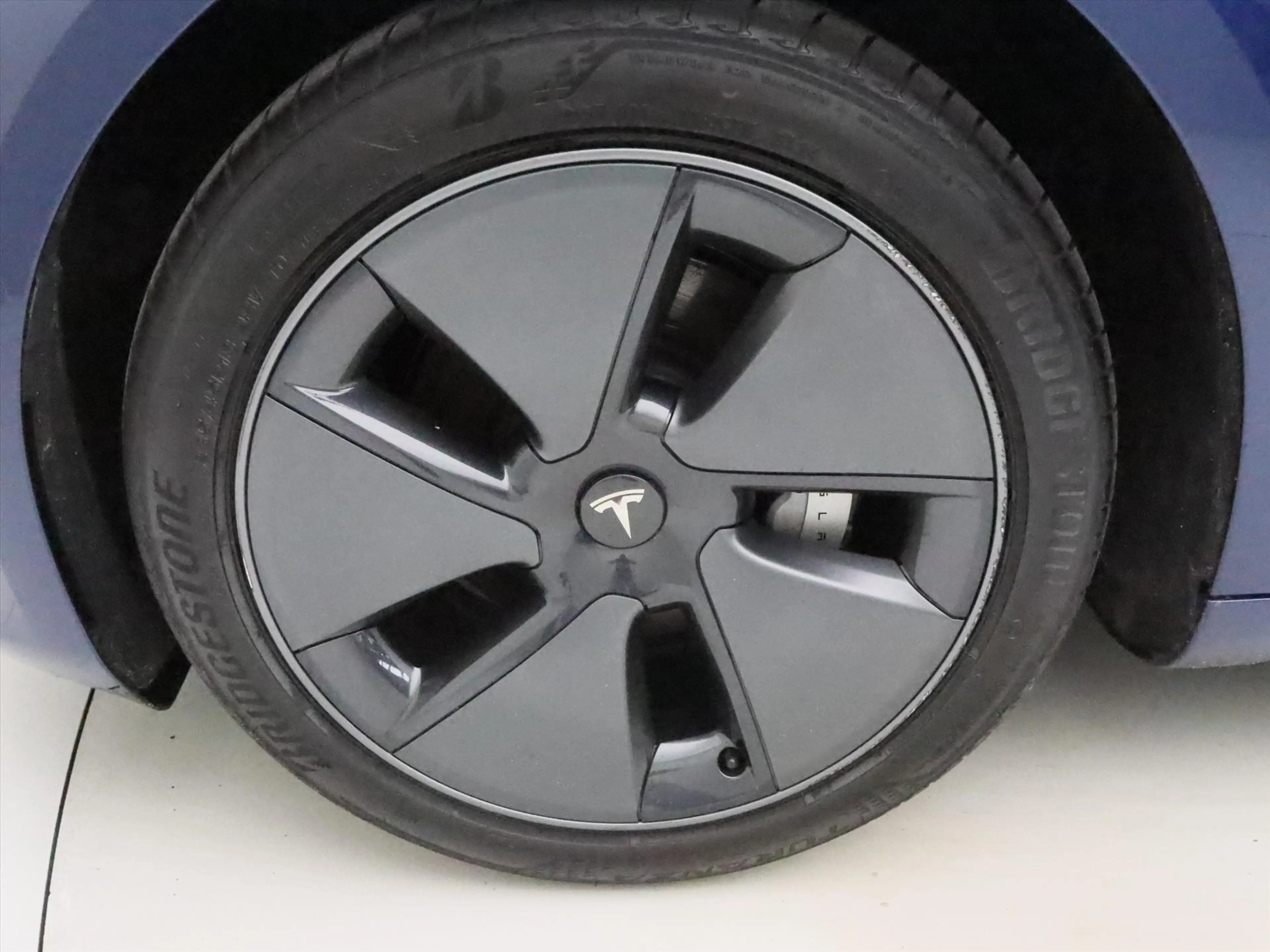 Tesla Model 3 Standard RWD Plus FACELIFT 90,4% SoH [ TREKHAAK+LF — photo 11