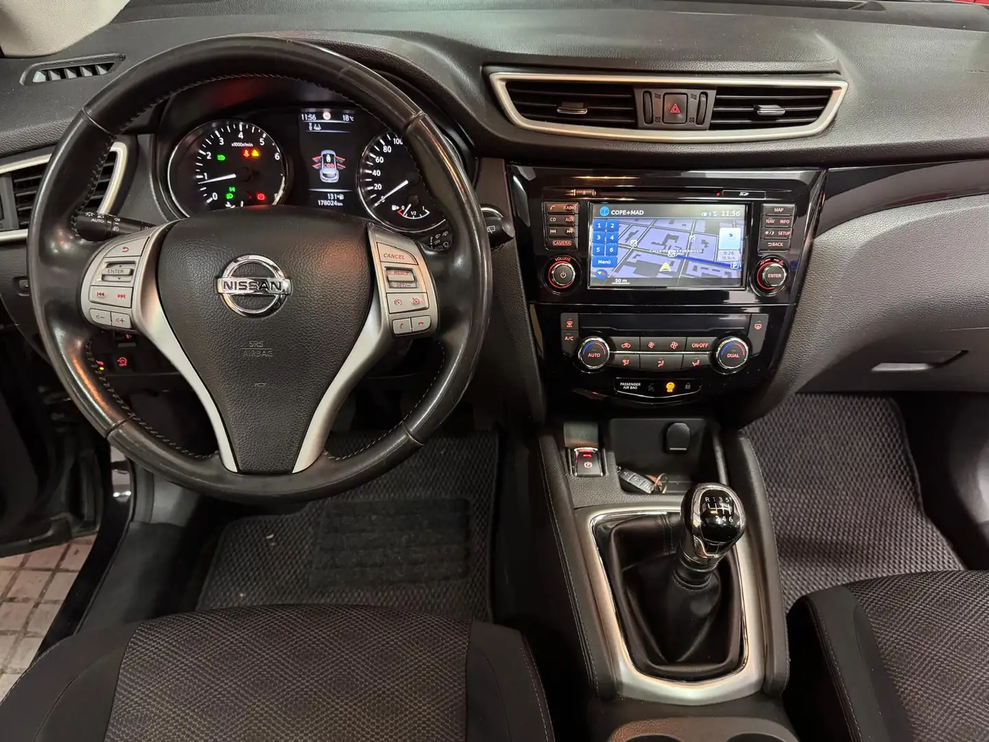 Nissan Qashqai 1.2 DIG-T Acenta 4x2 - 2