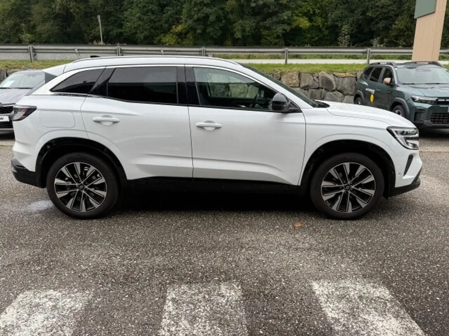 Renault Austral Mild Hybrid 140 Techno Weiß - 2