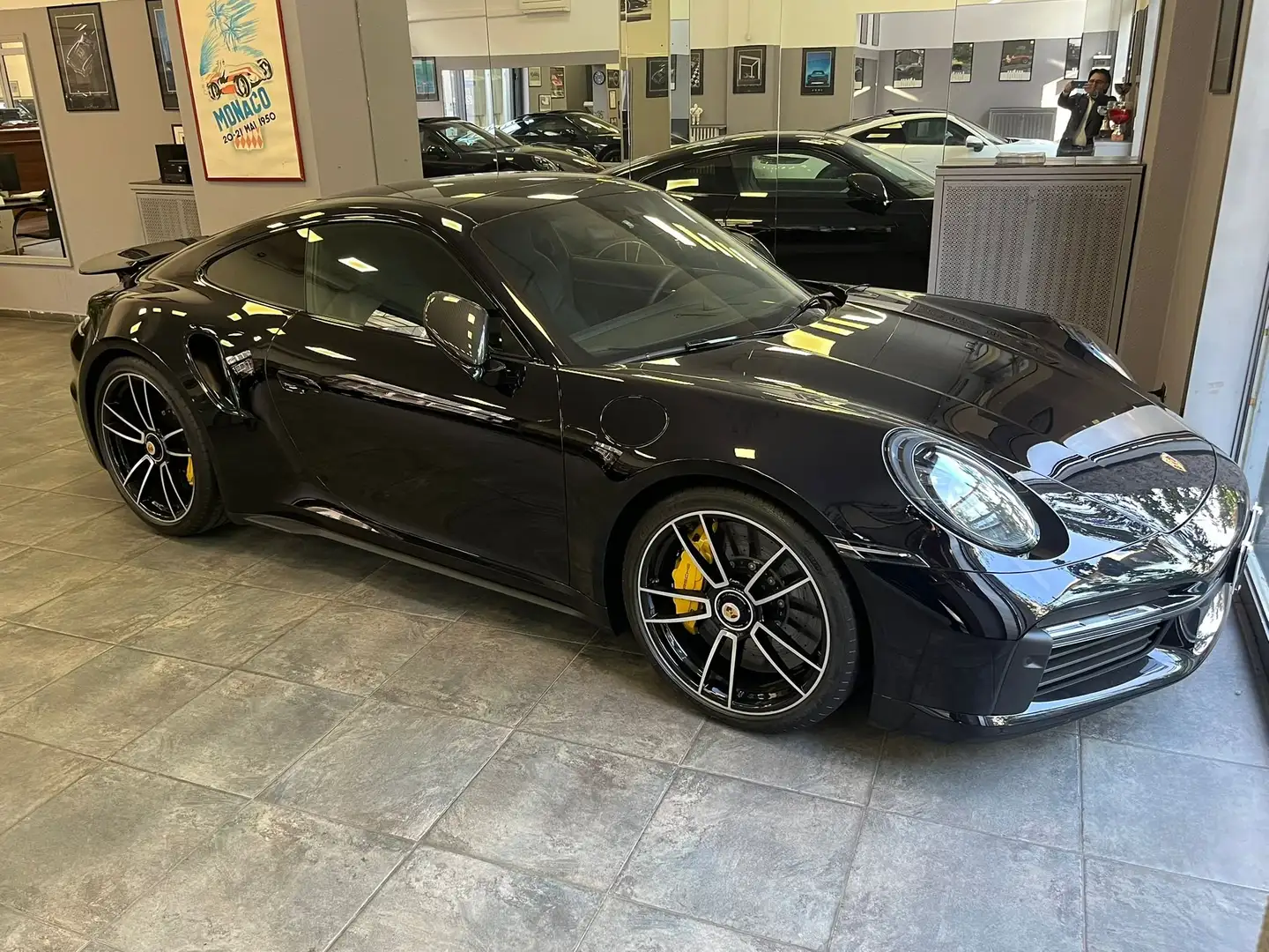 Porsche 992 911-992 TURBO S Nero - 2