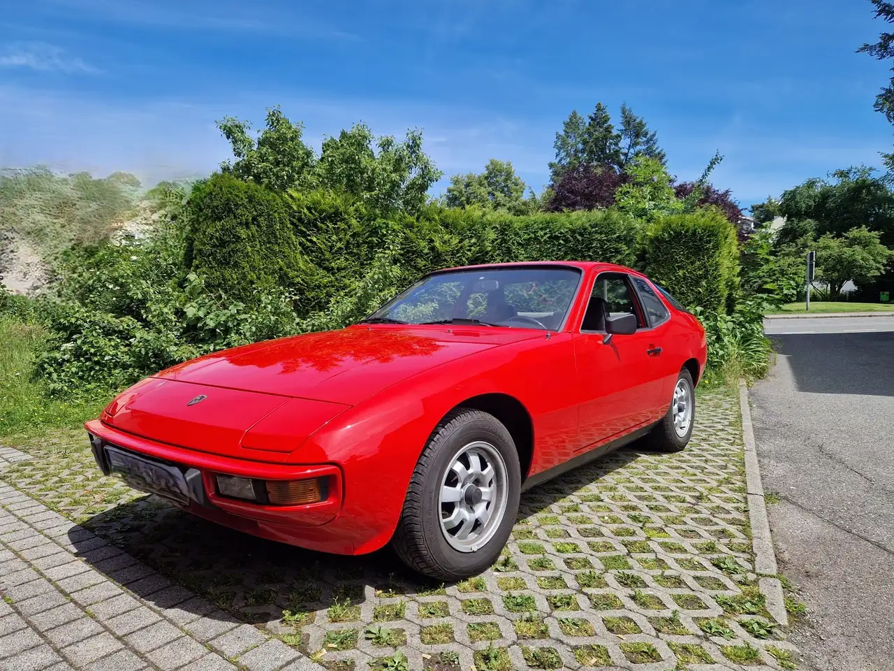 Porsche 924