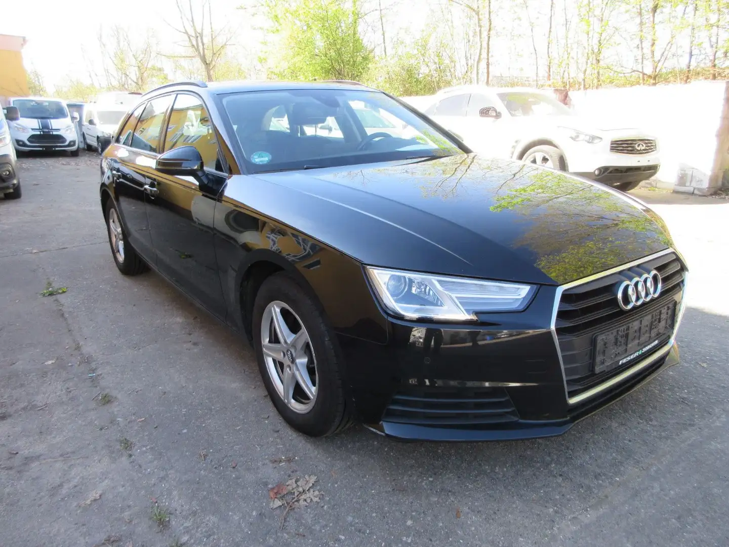 Audi A4 Nr.5 Avant 30 TDI S-Tronik 1.Hd 9.244,-Netto Schwarz - 2
