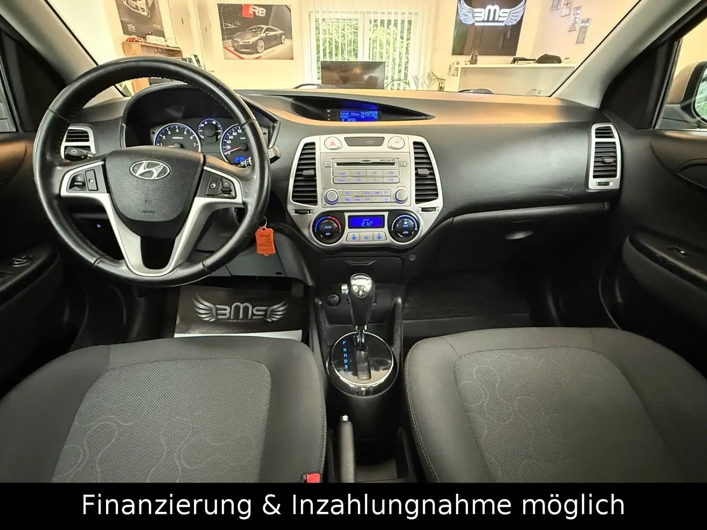 Hyundai i20 Automatik.Garantie bis 06.2026 Beige - 2