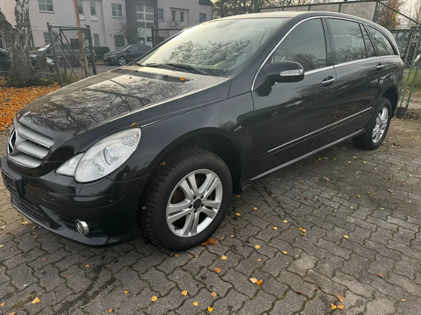 Mercedes-Benz R 280 R 280 L Schwarz - 1