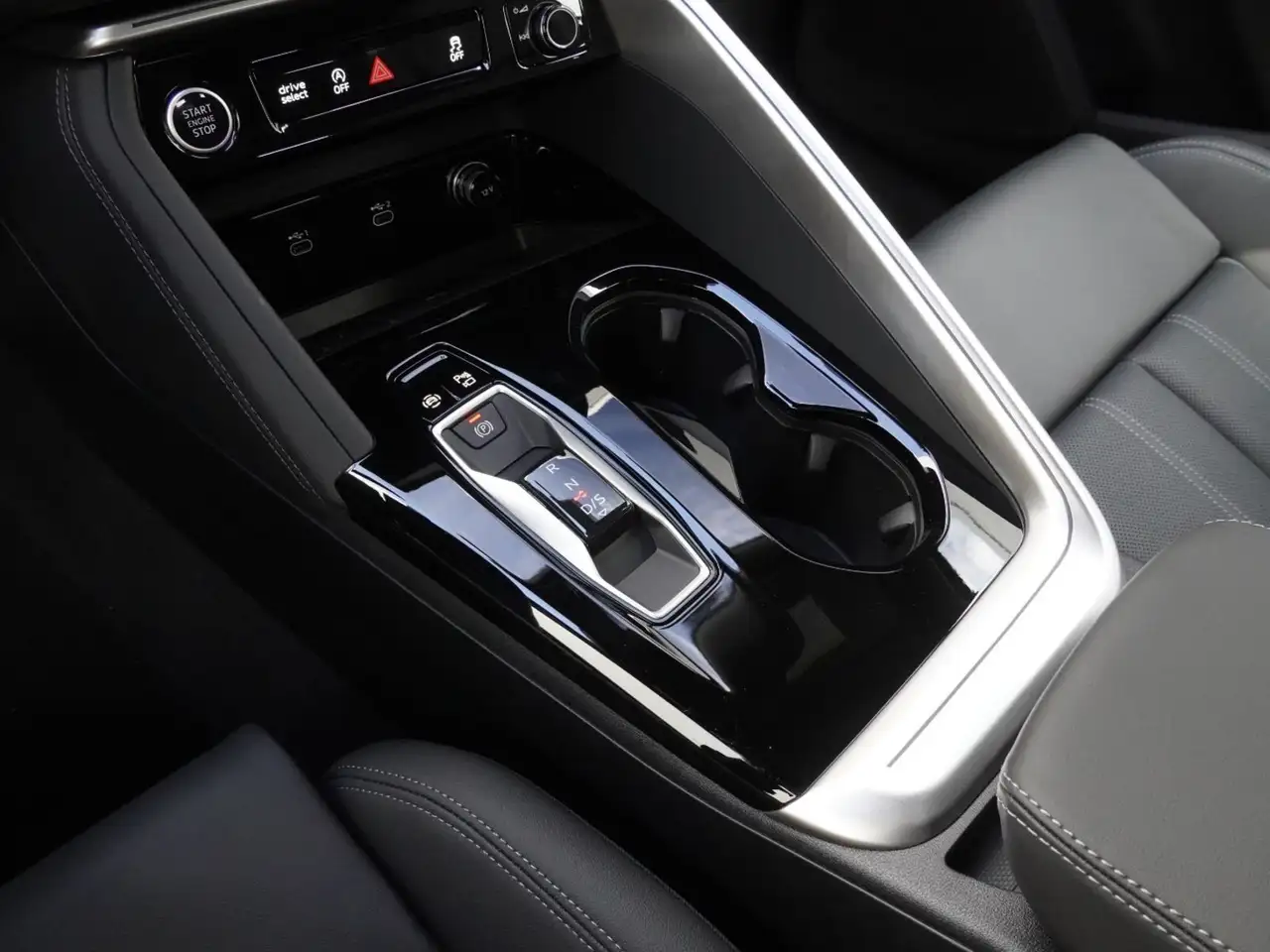 Audi Q5 снимка Audi Q5